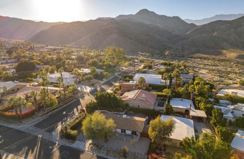 Cathedral City Cove House | Serene Majestic Views & Walkable to Virtually All
