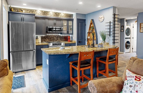 Big White Ski Resort Condo | Serene mountain retreat with private hot tub and dog-friendly