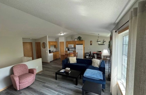 West Fargo House | Serene NeighborhoodHospitalInterstateCity attractionInterstate