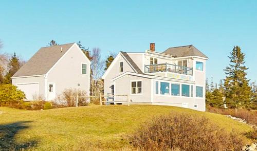 Newagen House | Serene Newagen House
