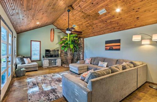 Holiday Harbor House | Serene Pensacola Vacation Rental with Gas Grill