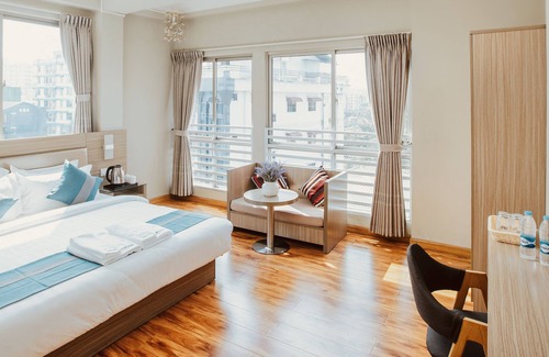 Yangon Hotel | SERENE Stays Hotel