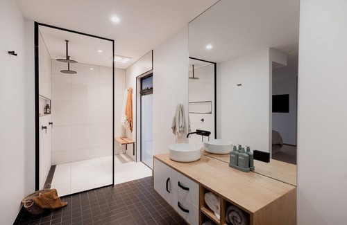 Turners Beach House | Serenity by the Sea in Turners Beach