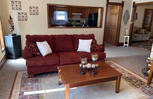 Mineral Point House | Serenity Cottage at Mineral Point