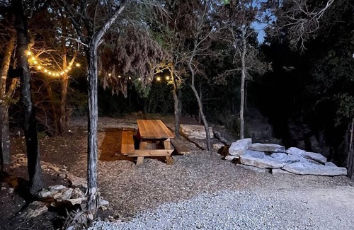 Jacksboro RV Rental | Serenity RV on Lake Godstone