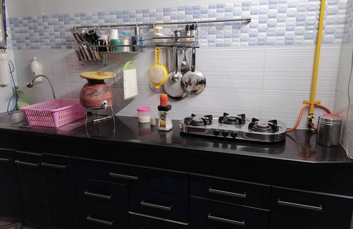 Vastrapur Apartment | Service Apartment for Home-like Stay in Center of Ahmedabad