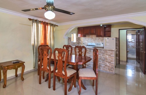 Corales del Sur Apartment | Serviced 2 Bedroom 2 Bathroom Apartment, Airport