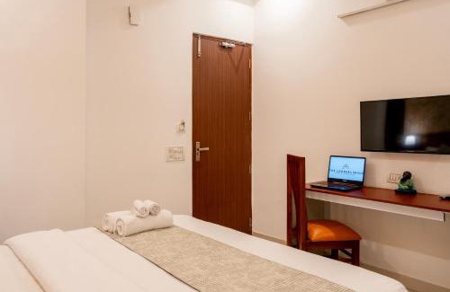 Gurugram Apartment | Serviced Apartments Near Medanta Hospital Medicity By The Lodgers