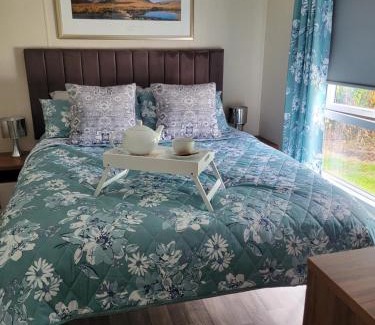 Prestonpans Resort | Seton Sands Holiday Village 2 Bedroom En-Suite Caravan with Bath