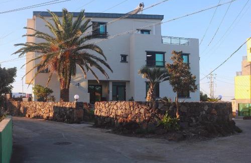Hallim House | Seutei Hyeobjae10Gil
