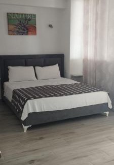 Qeparo Apartment | Sevilia Rooms