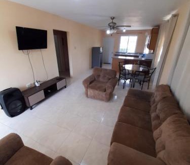 Spanish Town House | Seville Meadows 3 - Johns Road Spanish Town
