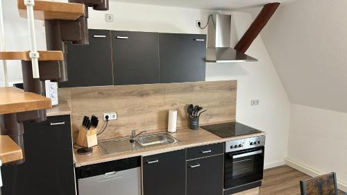 Crimmitschau Apartment | Seyfarthrooms - Crimmitschau 4 - 110qm, über 2 Etagen, zentral gelegen