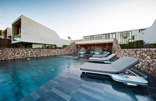 Khuekkhak Apartment | (SHA+)Romantic Beachfront Suite Pool Villa (BS5)