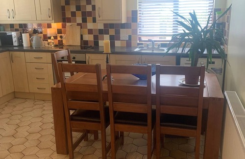 Bellaghy House | Shabby Chic on William Street 3 bedroom townhouse in the centre of Bellaghy