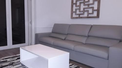 Sao Jorge de Arroios Apartment | Shades of Grey - Lisbon