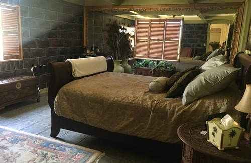 Beatty Bed & Breakfast | Shady Lady Bed & Breakfast