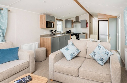 Tiddington House | Shakespeare Caravan