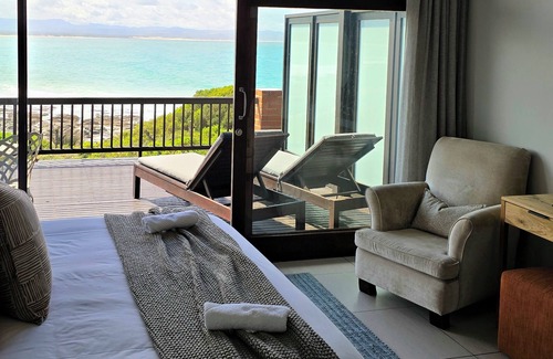 Jeffreys Bay House | Shaloha Guesthouse on Supertubes