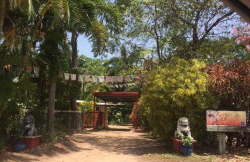 Nelly Bay House | Shambhala Retreat Magnetic Island Cottages