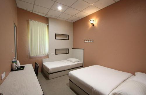 Jawa House | Shamrock Guest House II