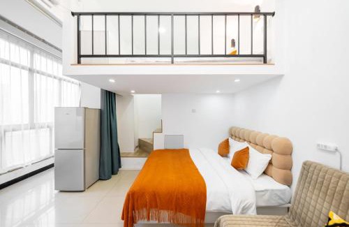 Haining Road Apartment | Shanghai Bund View Apartment