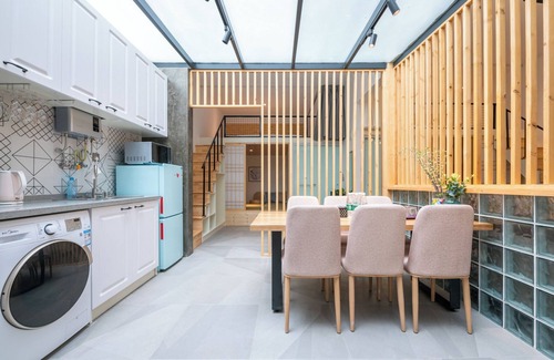Huaihai Road Commercial Area Apartment | Shanghai Hills&XING 132 Family Homestay