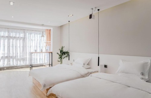 Shangri-La Bed & Breakfast | Shangri-La Jinwushe Boutique Inn