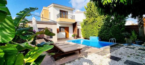 Koloni Villa | Shanti Paphos Holiday House
