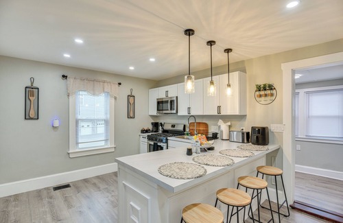 Sharon Apartment | Sharon Home < 8 Mi to Gillette Stadium!