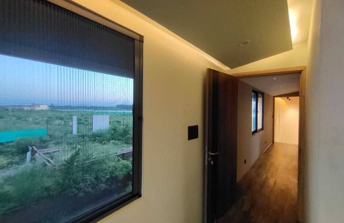 Noida Cottage | Shaw Estate Cottage151A