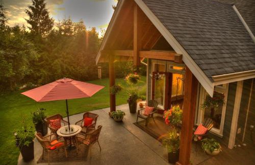 Shawnigan Lake Bed & Breakfast | Shawnigan Suite B & B
