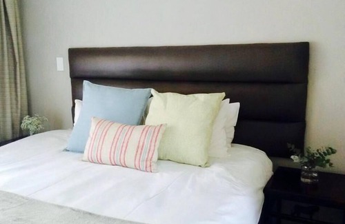 Universitas Hotel | Shawu Lodge & Conference
