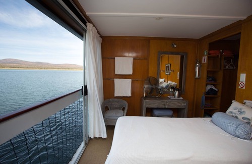 Jozini Boat Rental | Shayamanzi Houseboats