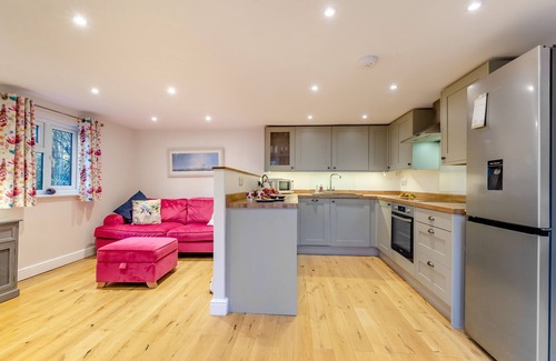Flimwell House | Sheila the Shed - One Bedroom House, Sleeps 2