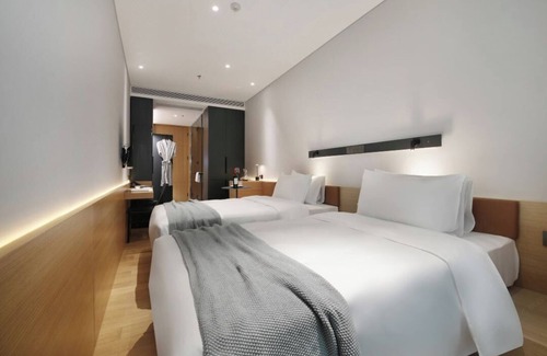 Futian CBD Hotel | Shekou Yingshe Light luxury S Hotel