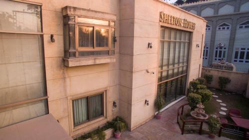 Peshawar House | Shelton House Peshawar
