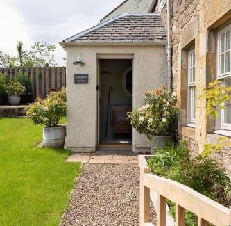 Penicuik House | Shepherds Cottage, Pentland Hills