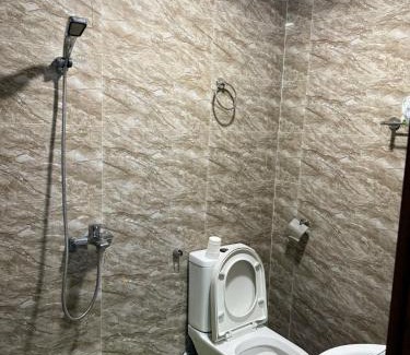 Vinh Apartment | Sheraton 5 stars hotel nearby apartment