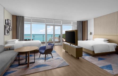Yinhai Hotel | Sheraton Beihai Resort