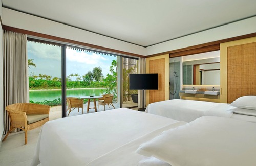 Tanjung Pandan Hotel | Sheraton Belitung Resort