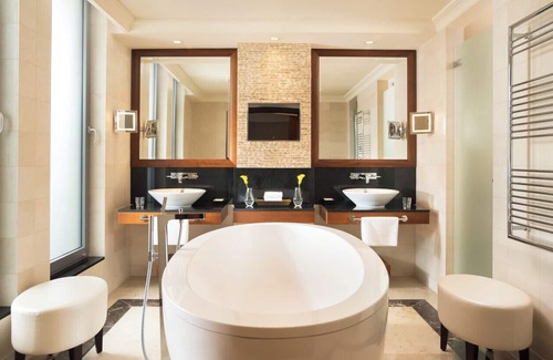 Bratislava Hotel | Sheraton Bratislava Hotel