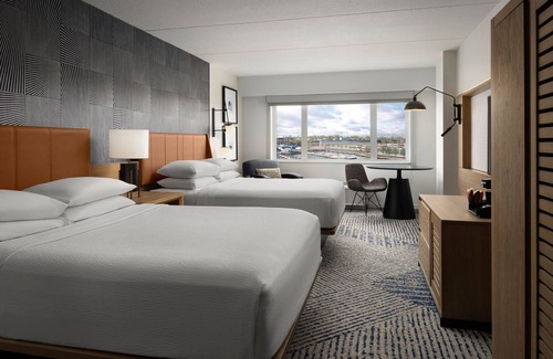 Erie Hotel | Sheraton Erie Bayfront Hotel