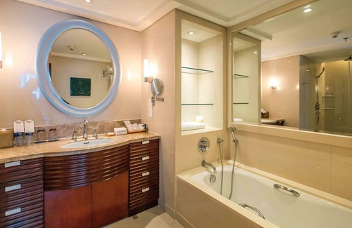 Nanming District Hotel | Sheraton Guiyang Hotel