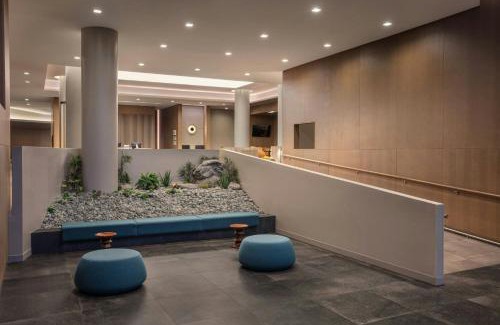 Flushing Chinatown Hotel | Sheraton LaGuardia East Hotel