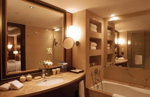 Yinzhou Hotel | Sheraton Ningbo Hotel - Tianyi Square