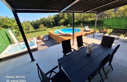 Petrinja Villa | Shi-lu