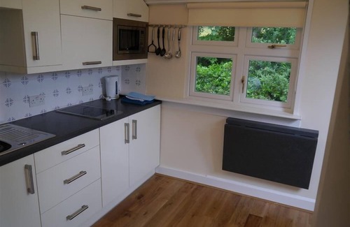 Banchory Cottage | Shieling Beag - an apartment that sleeps 2 guests in 1 bedroom