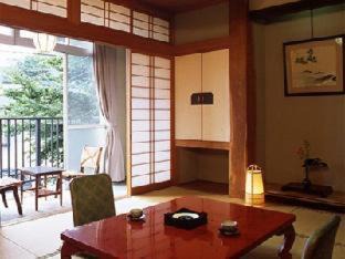 Yudanaka Shibu Onsen Hotel | Shimaya