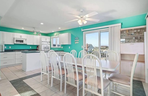 Ship Bottom House | Ship Bottom LBI 4 Bedroom Home with pool and ocean views- 1 house from the beach